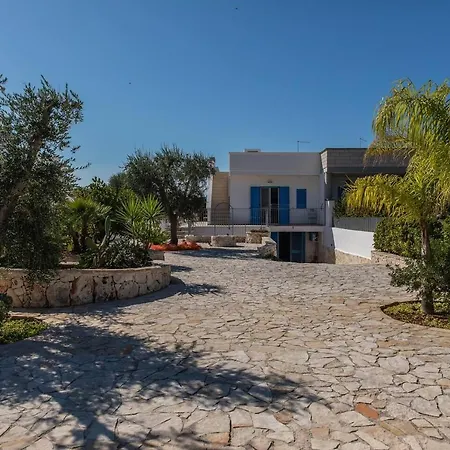 Solari 빌라노바 디 오스투니
